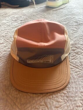 Backcountry Men's Colorblock Five-Panel Cap - Brown/Tan